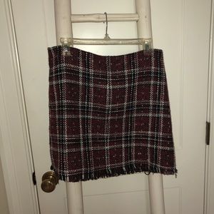 Sanctuary red and black plaid skirt w/ gold